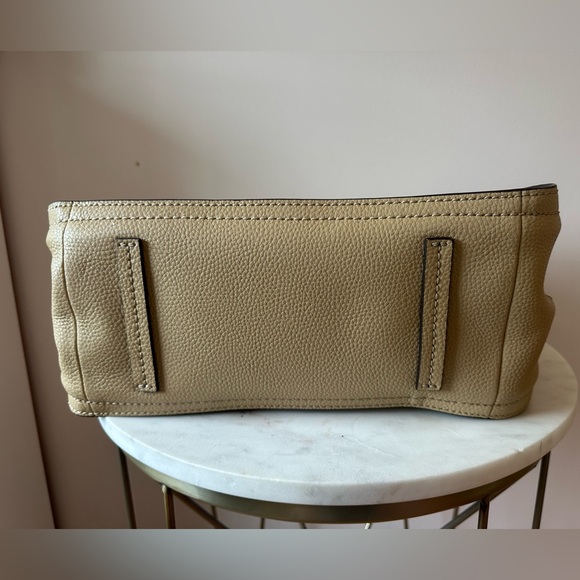 EXCELLENT CONDITION - MARC JACOBS “The Director” Faux Leather Large Tote - Tan - Picture 15 of 15